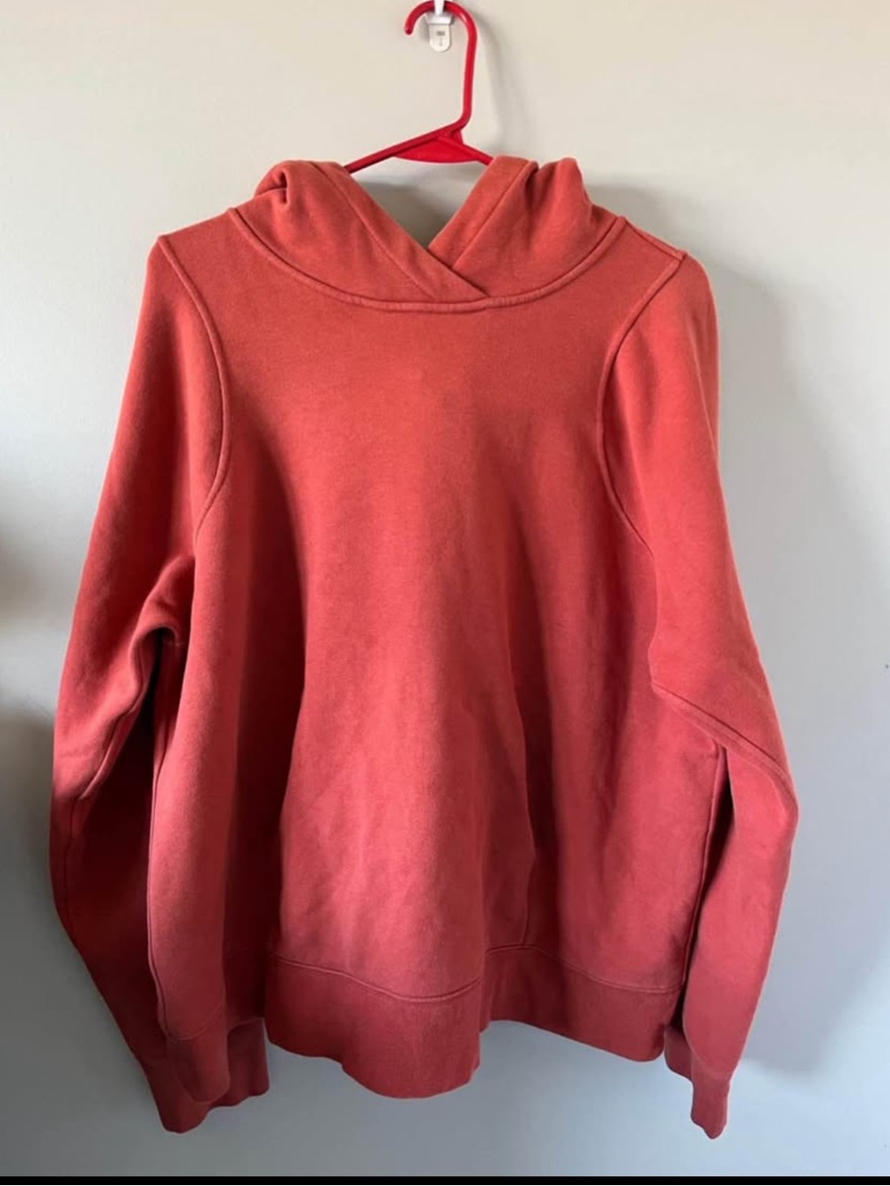 Lululemon Loungeful Hoodie size 12 in Red Rock